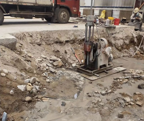 响水镇公路下沉压浆